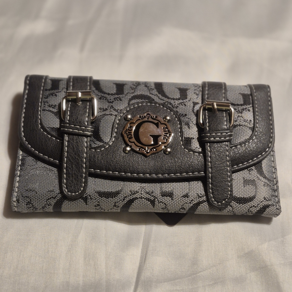 Brand New Ladiea Fashion G Stylr Gray Wallet Stylish Credit Card Slots.